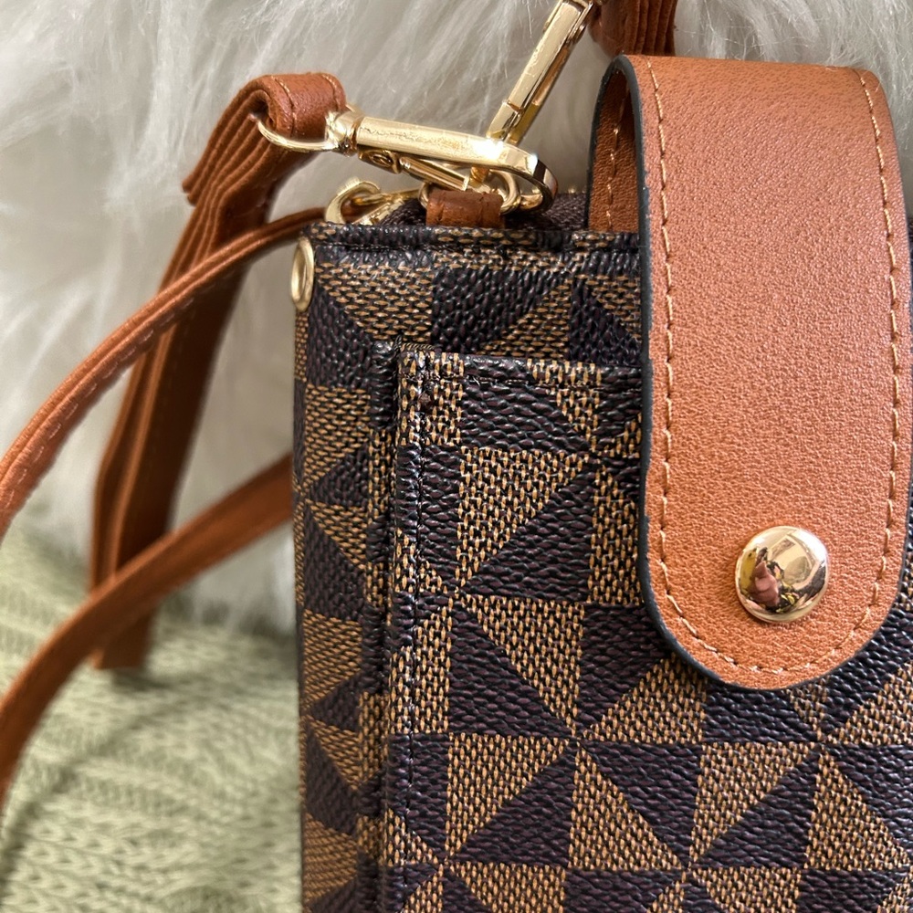NEW Unbranded Poppy Geometric Crossbody Phone Bag with Tan Strap- Brown - Picture 3 of 8